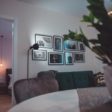 Tam Serviced Apartment City Center No2 ティラナ エクステリア 写真