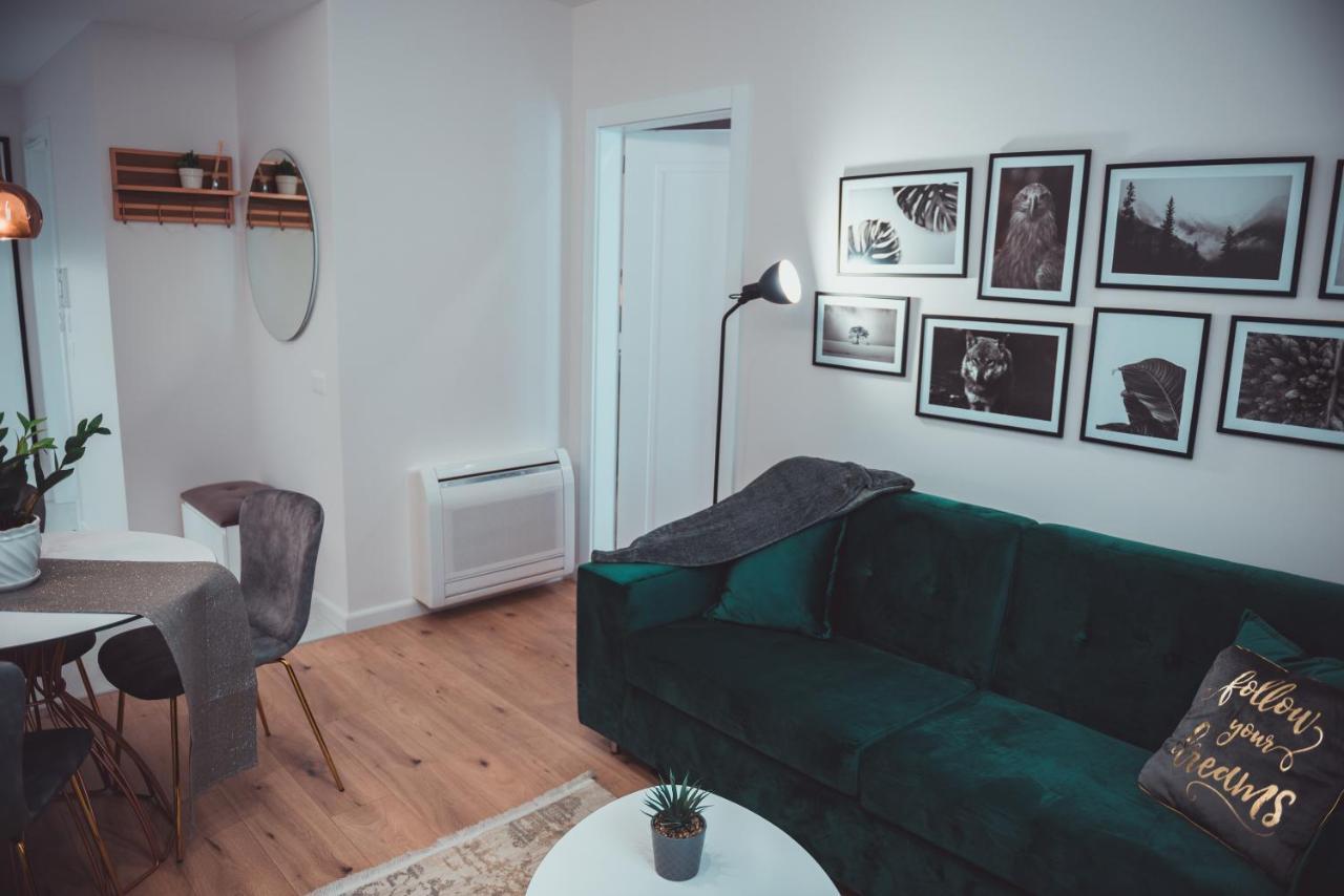 Tam Serviced Apartment City Center No2 ティラナ エクステリア 写真
