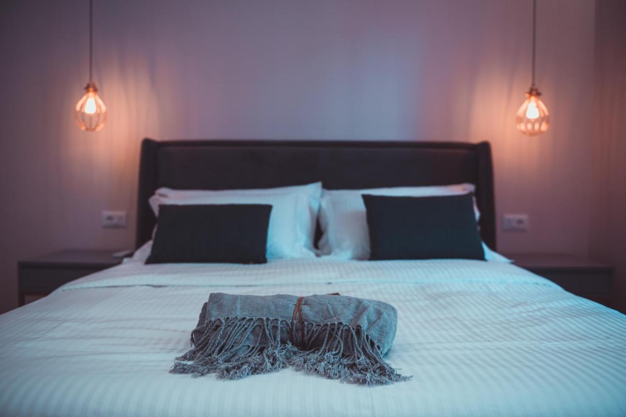 Tam Serviced Apartment City Center No2 ティラナ エクステリア 写真