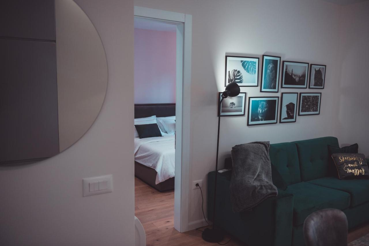 Tam Serviced Apartment City Center No2 ティラナ エクステリア 写真