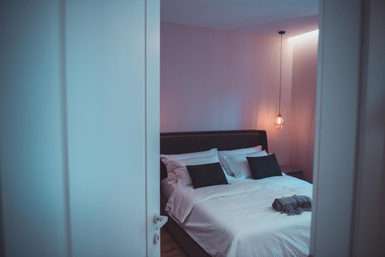 Tam Serviced Apartment City Center No2 ティラナ エクステリア 写真