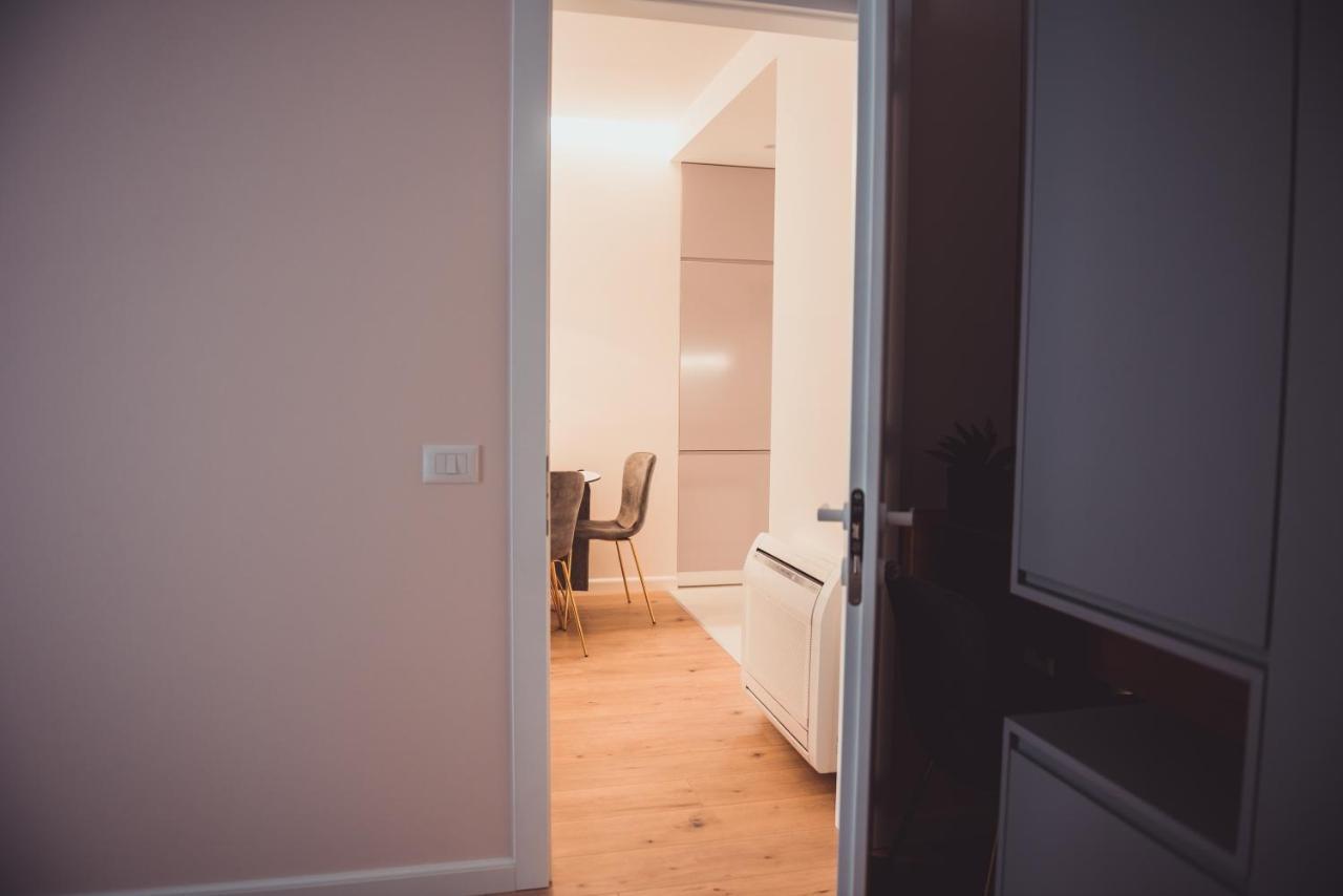 Tam Serviced Apartment City Center No2 ティラナ エクステリア 写真