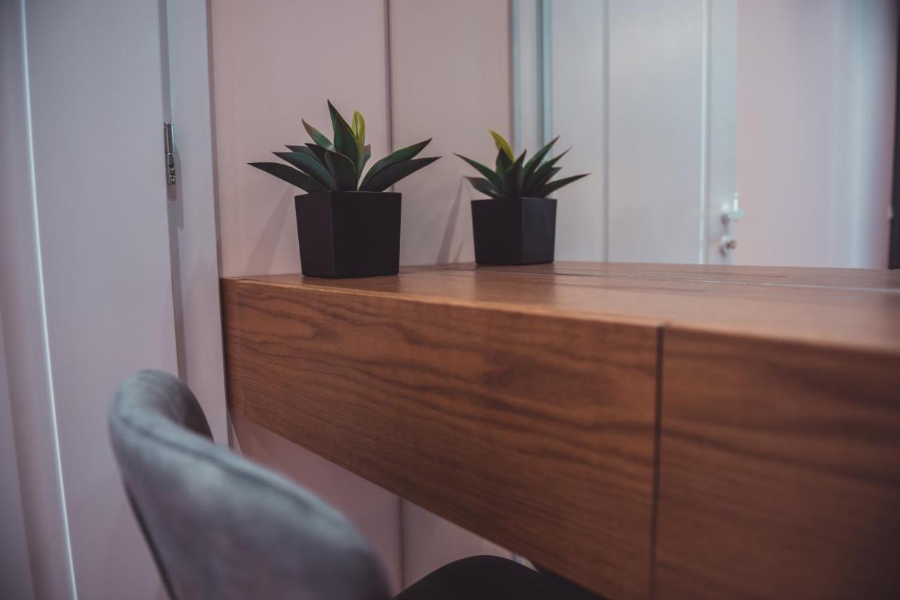 Tam Serviced Apartment City Center No2 ティラナ エクステリア 写真